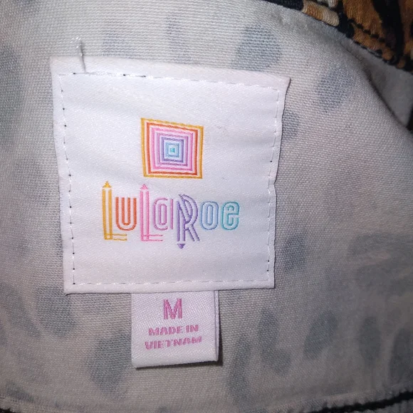 LuLaRoe Kenny Leopard Print Long Sleeve Jacket- Women's Size Medium - Picture 3 of 11